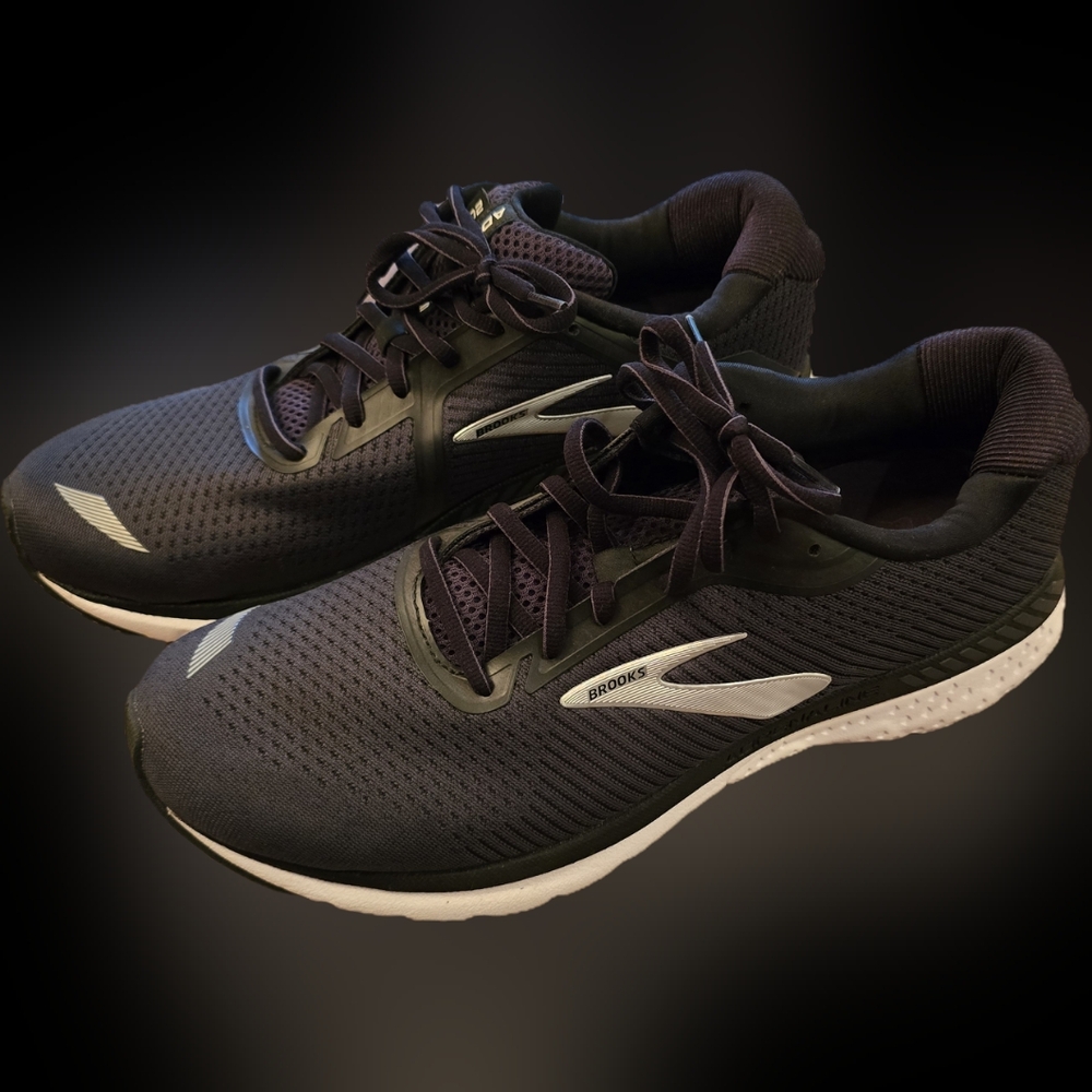 Brooks Adrenaline 20 Mens Running Shoes